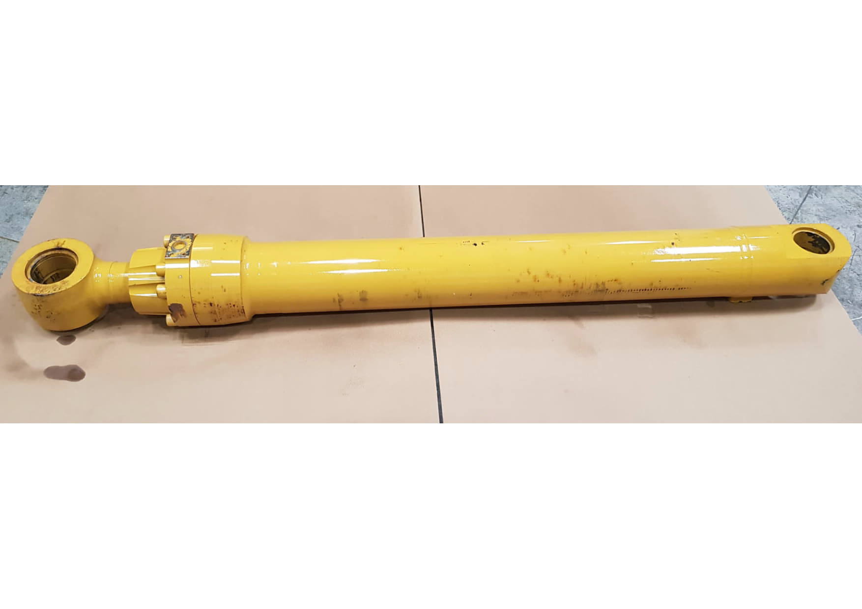 1297835 Hydraulic Cylinder Group aftermarket part for CAT machinery